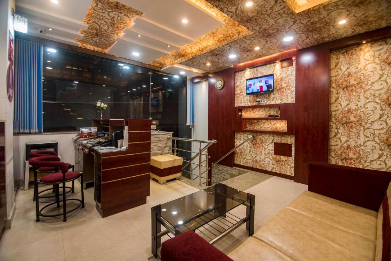 Hotel Bleue Mont Varanasi Exterior foto