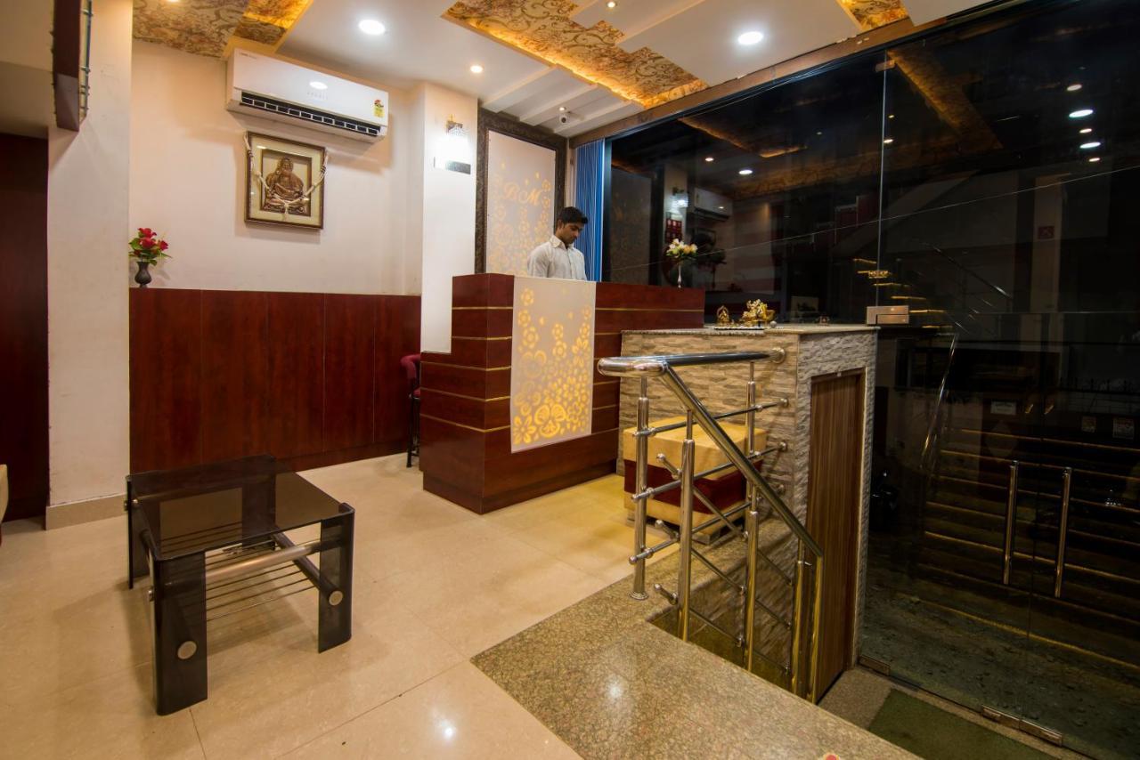 Hotel Bleue Mont Varanasi Exterior foto