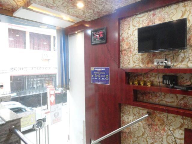 Hotel Bleue Mont Varanasi Exterior foto